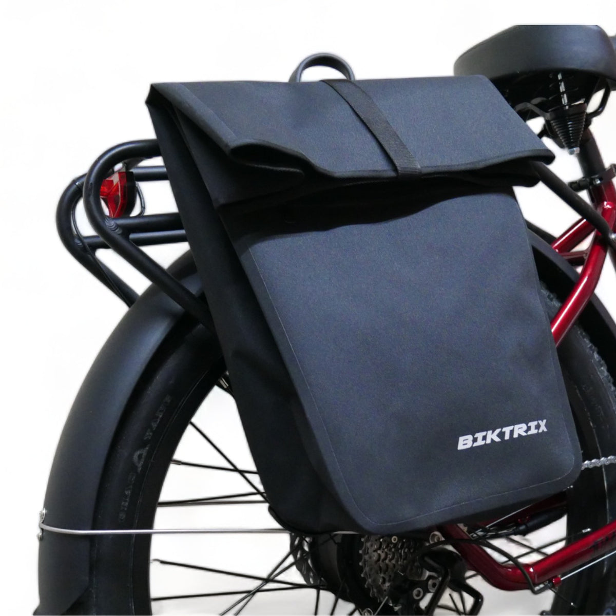 Roll-Top Waterproof Pannier