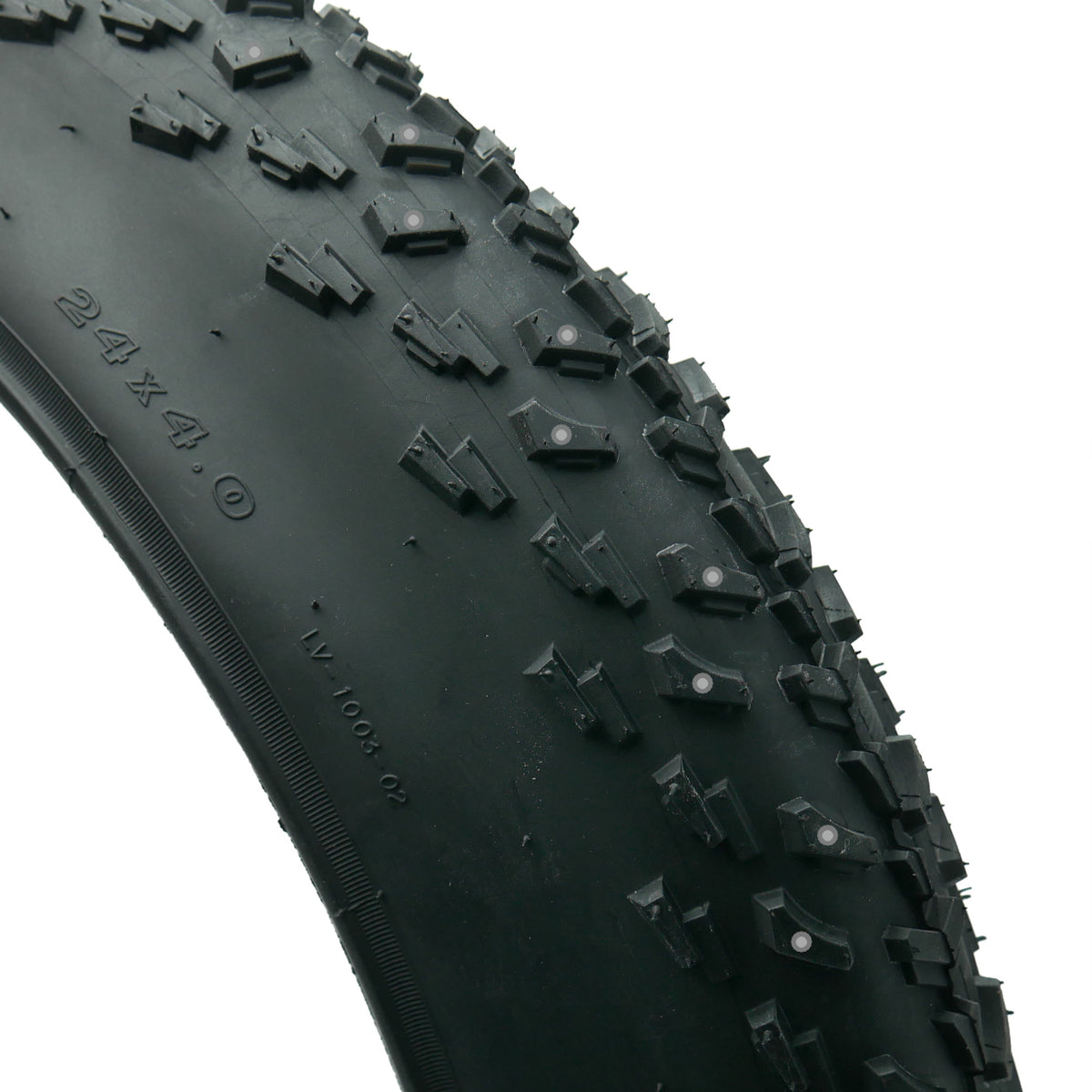 Innova 24x4 Studded Tire Set