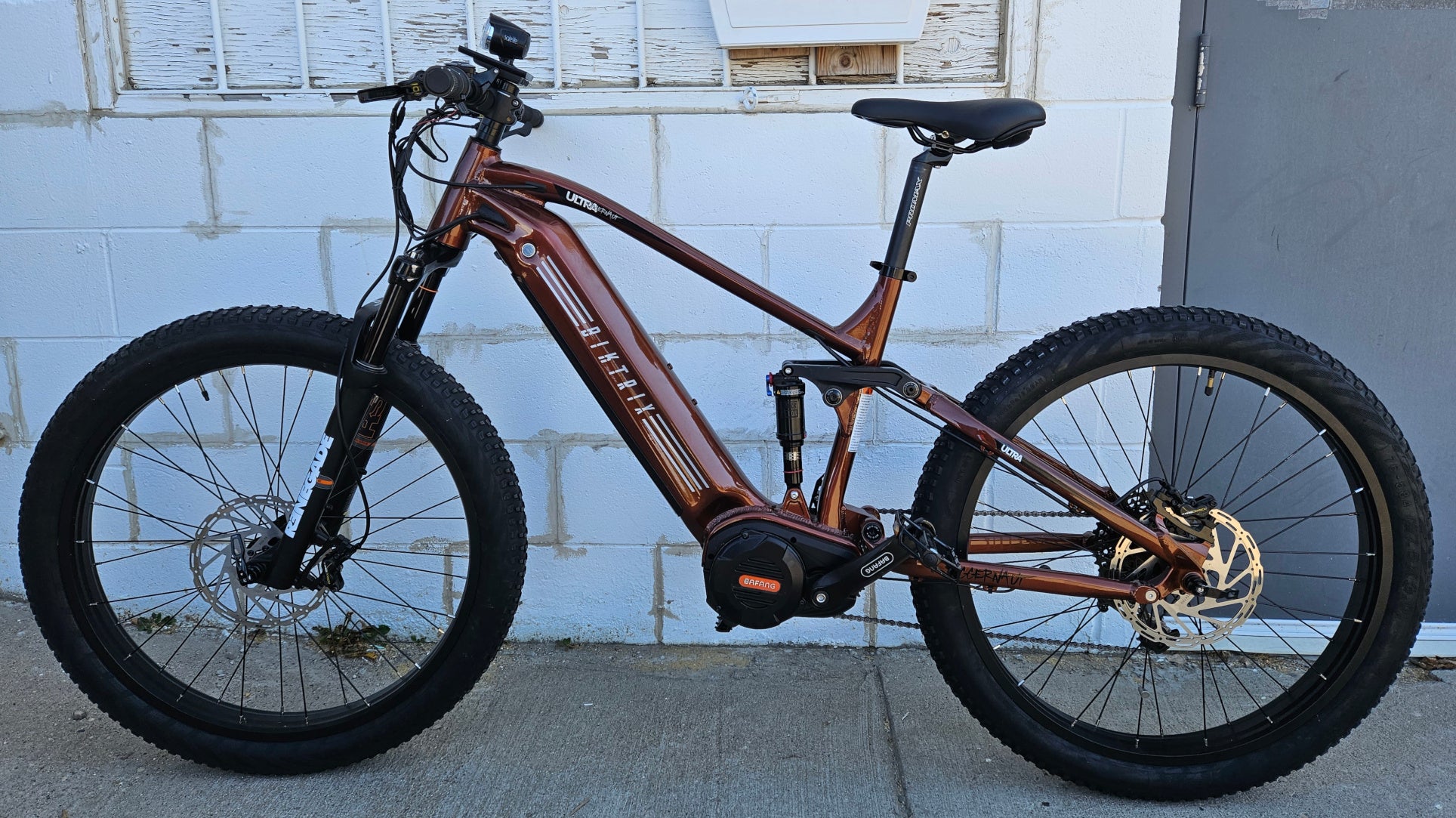 Bronze Juggernaut Ultra FS Pro 1 Large 27.5x3